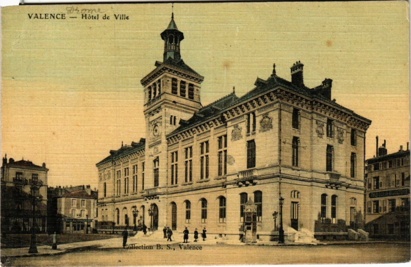 Carte postale ancienne Valence - Hotel de Ville à Valence