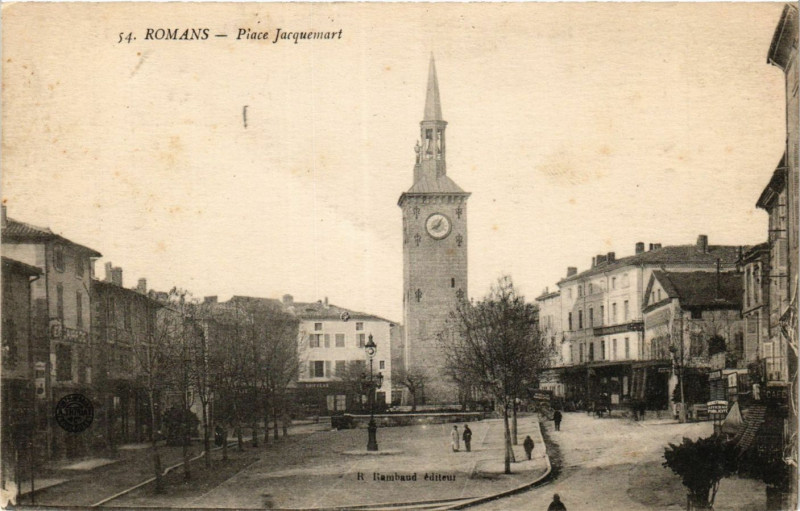 Carte postale ancienne Romans - Place Jacquemart