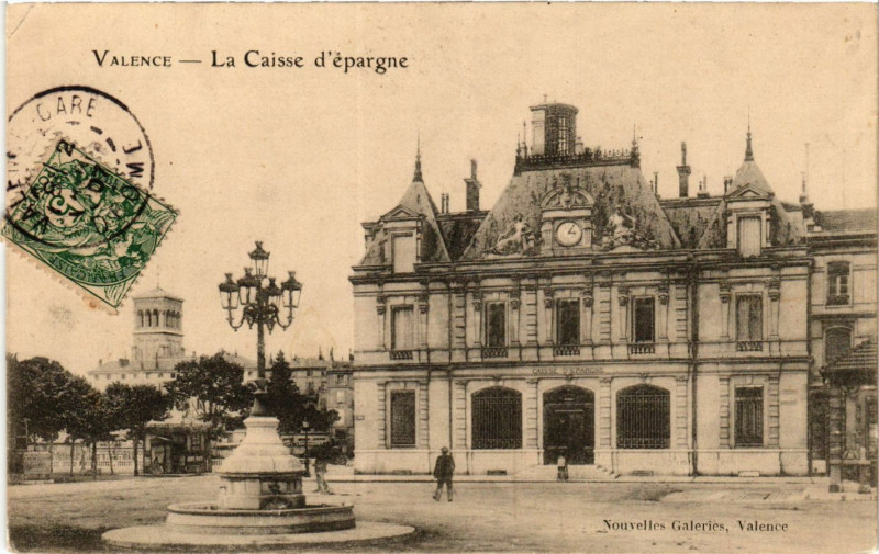 Carte postale ancienne Valence - La Caisse d'Epargne à Valence