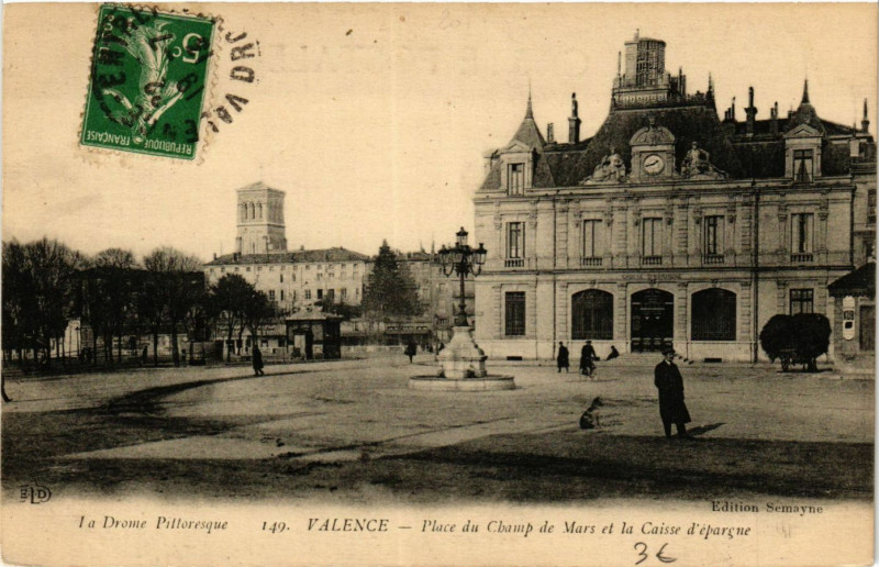 Carte postale ancienne Valence - Place du Champ de Mars et la Caisse à Valence