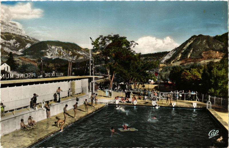 Carte postale ancienne Die - La Piscine à Die