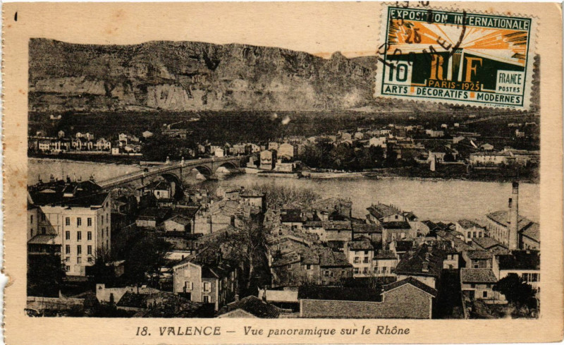Carte postale ancienne Valence vue panoramique sur le Rhone à Valence