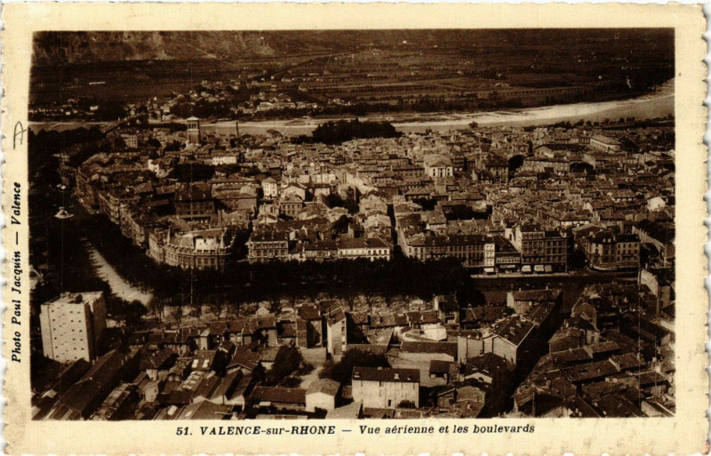 Carte postale ancienne Valence vue aerienne et les boulevards à Valence
