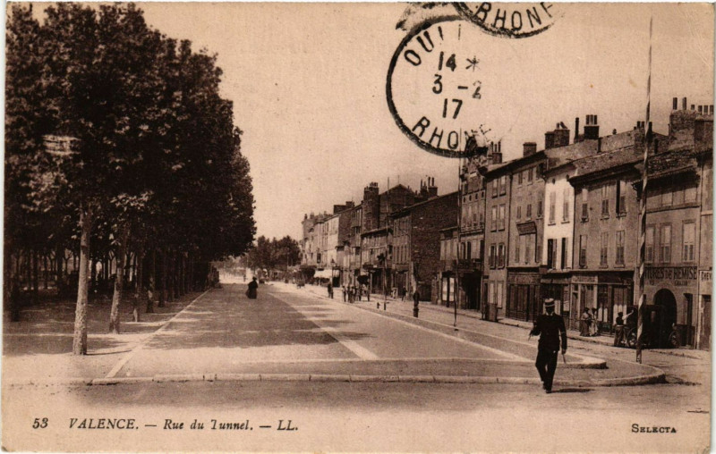 Carte postale ancienne Valence Rue du Tunnel à Valence