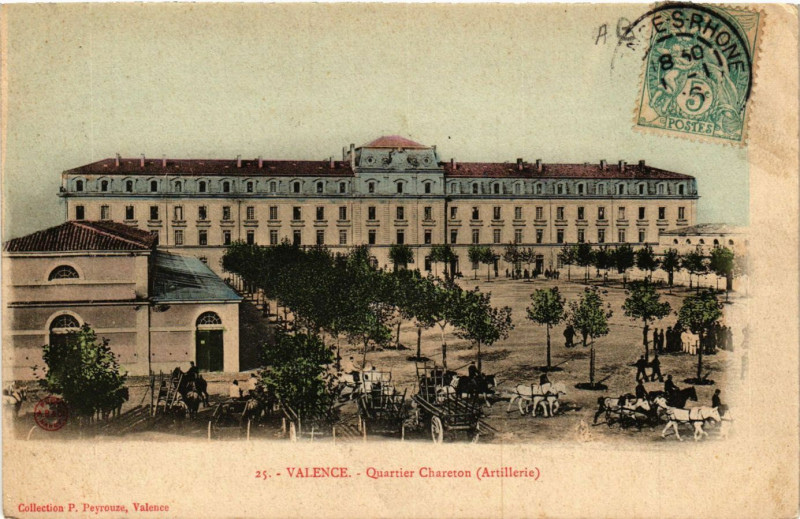 Carte postale ancienne Valence Quartier Charenton - Artillerie à Valence