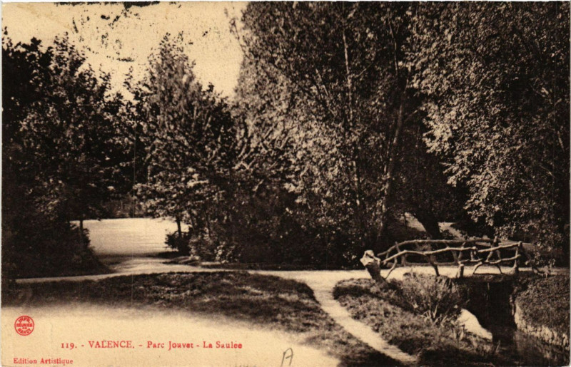 Carte postale ancienne Valence Parc Jouvet La Saulée à Valence