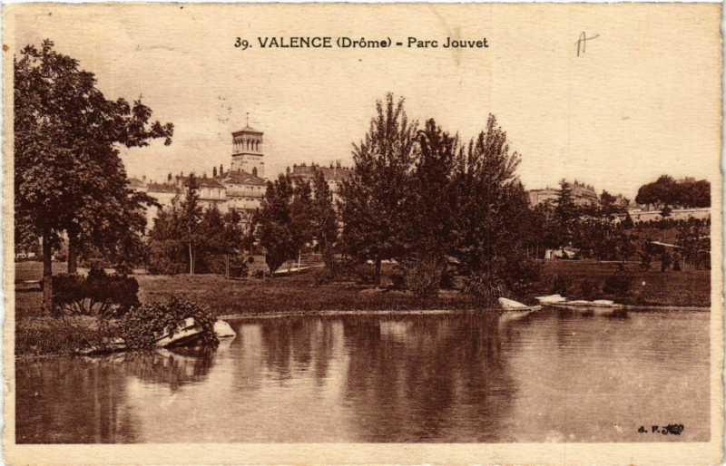 Carte postale ancienne Valence Parc Jouvet à Valence