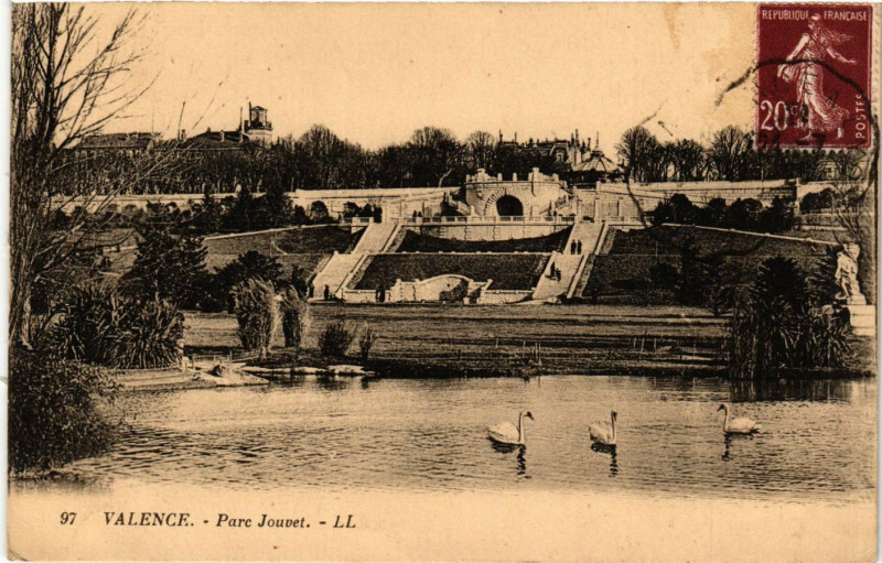 Carte postale ancienne Valence Parc Jouvet à Valence