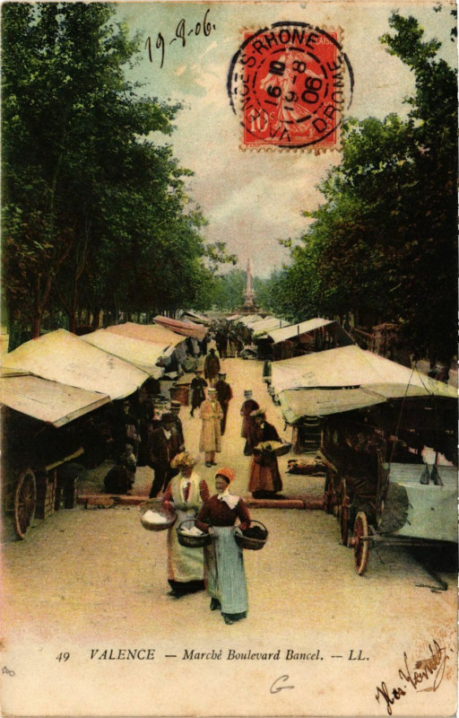 Carte postale ancienne Valence Marche Boulevard Bancel à Valence