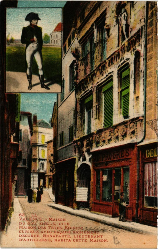 Carte postale ancienne Valence Maison du XVIe siecle dite maison des Tetes à Valence