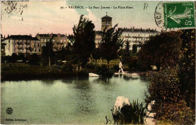 Carte postale ancienne Valence Le Parc Jouvet La Piece d'eau à Valence