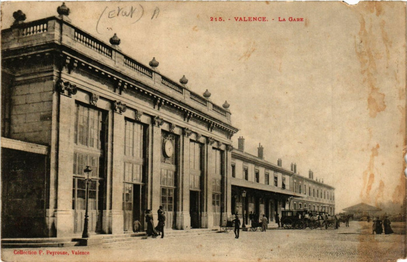 Carte postale ancienne Valence La Gare à Valence