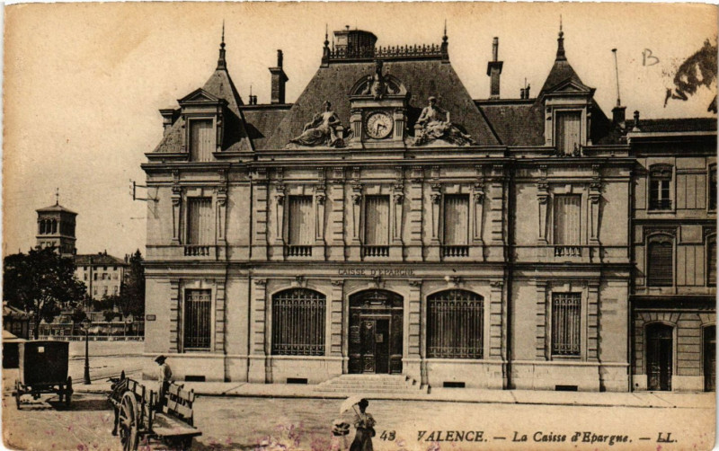 Carte postale ancienne Valence La Caisse d'Epargne à Valence
