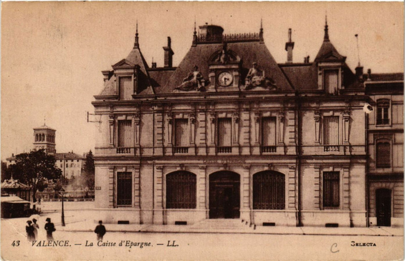 Carte postale ancienne Valence La Caisse d'Epargne à Valence