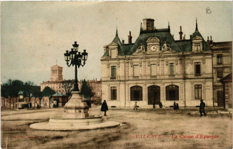 Carte postale ancienne Valence La Caisse d'Epargne à Valence