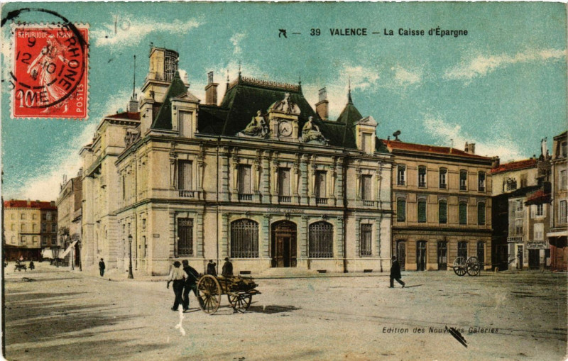 Carte postale ancienne Valence La Caisse d'Epargne à Valence