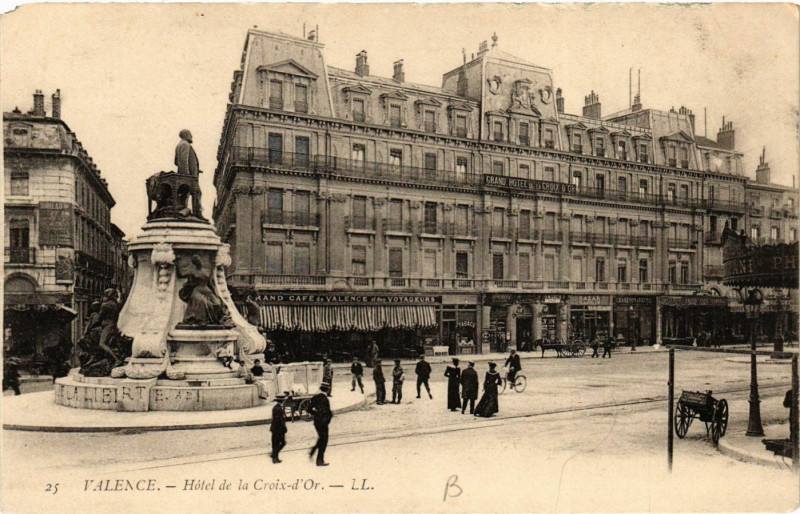Carte postale ancienne Valence Hotel de la Croix d'Or à Valence