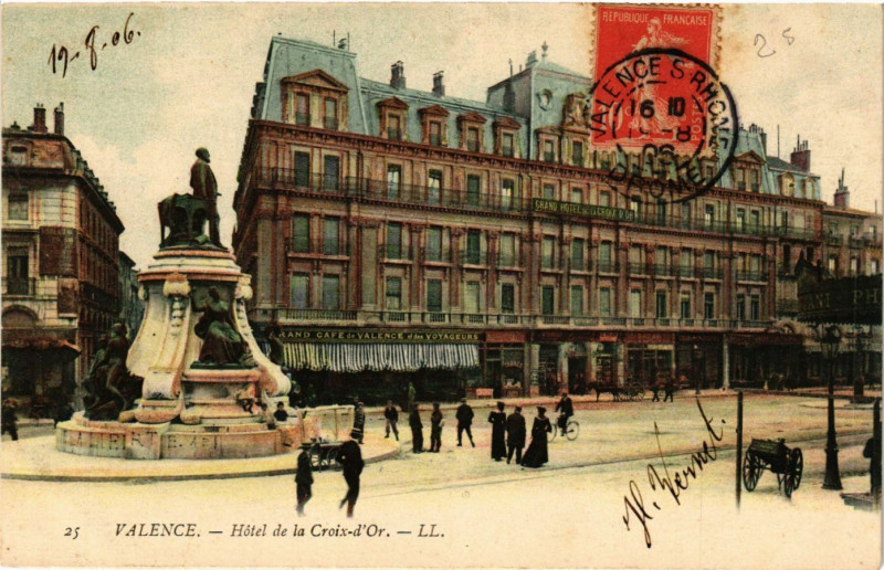 Carte postale ancienne Valence Hotel de la Croix d'Or à Valence