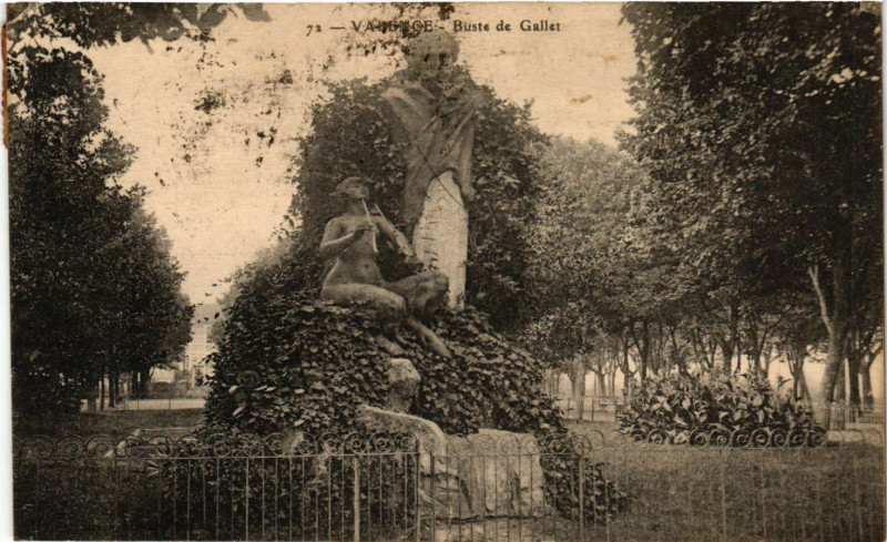 Carte postale ancienne Valence Buste de Gallet à Valence