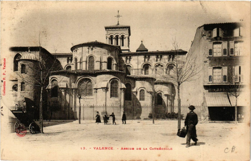 Carte postale ancienne Valence Abside de la Cathedrale à Valence