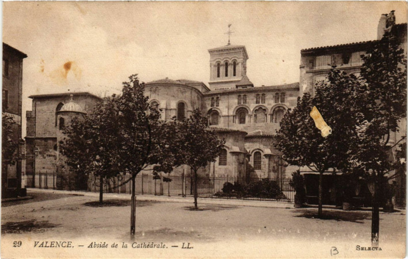 Carte postale ancienne Valence Abside de la Cathedrale à Valence