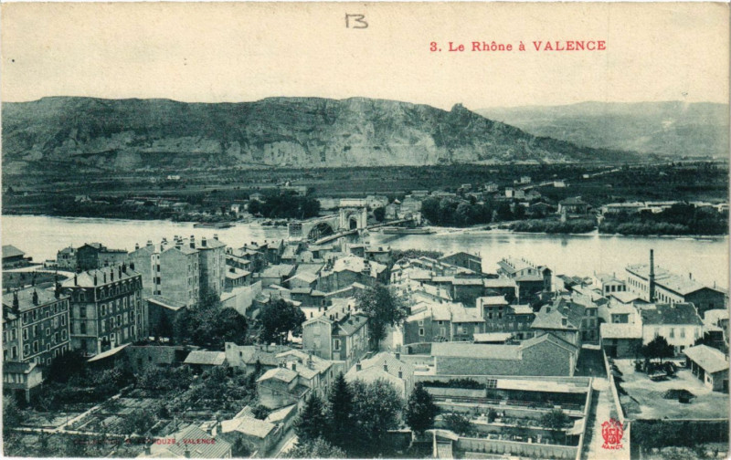 Carte postale ancienne Le Rhone a Valence à Valence