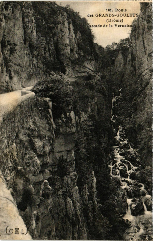 Carte postale ancienne Route des Grands-Goulets - Cascade de la Vernaison