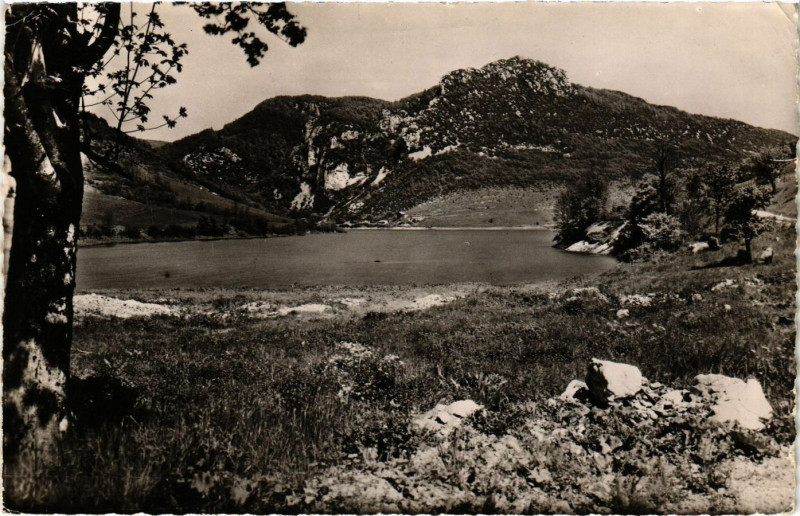 Carte postale ancienne Bouvante-le-Haut - Le Lac à Bouvante