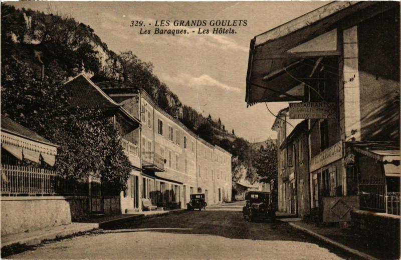 Carte postale ancienne Les Grands-Goulets - Les Baraques - Les Hotels