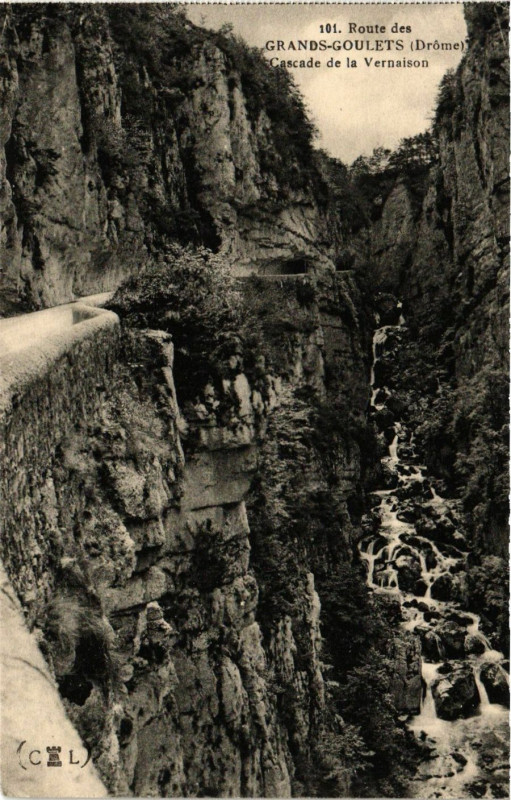 Carte postale ancienne Route des Grands-Goulets Cascade de la Vernaison