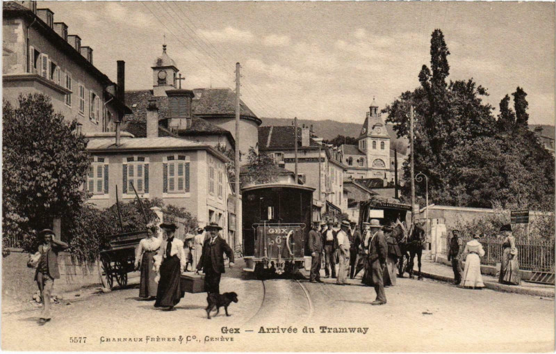 Carte postale ancienne Gex Arrivee du Tramway Tram Vapeur à Gex