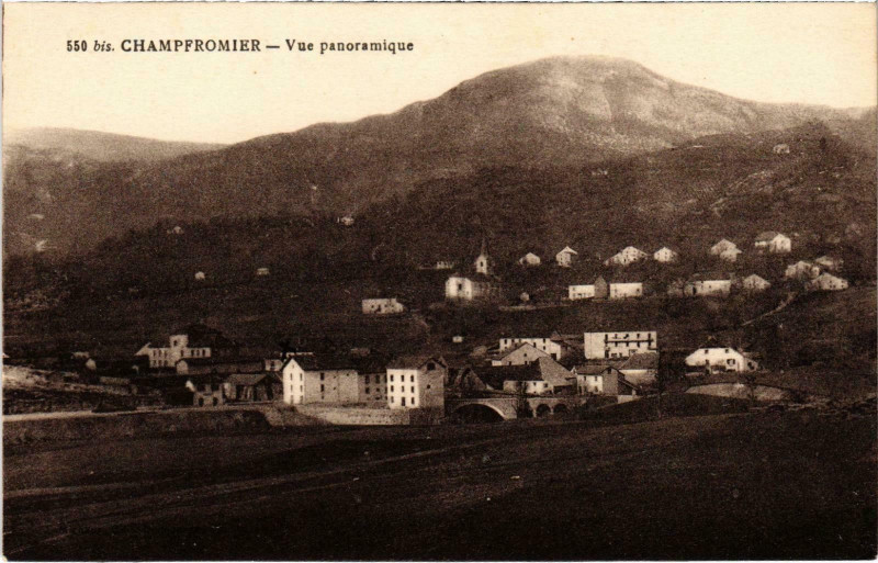 Carte postale ancienne Champfomier - Vue panoramique