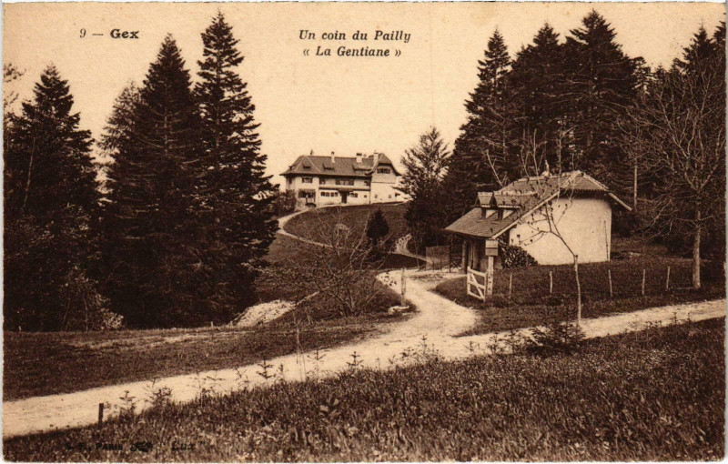 Carte postale ancienne Gex - Un coin du Pailly à Gex