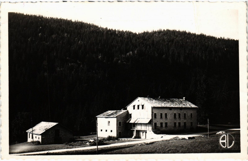 Carte postale ancienne Vues de l'Ain