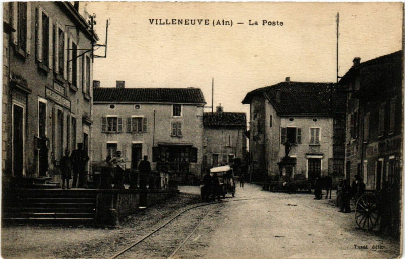 Carte postale ancienne Villeneuve La Poste à Villeneuve