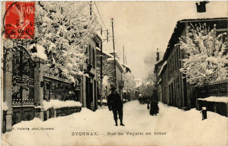 Carte postale ancienne Oyonnax Rue de Veyziat en hiver à Oyonnax