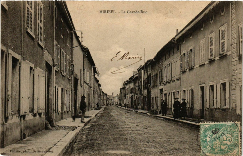 Carte postale ancienne Miribel La Grande-Rue à Miribel