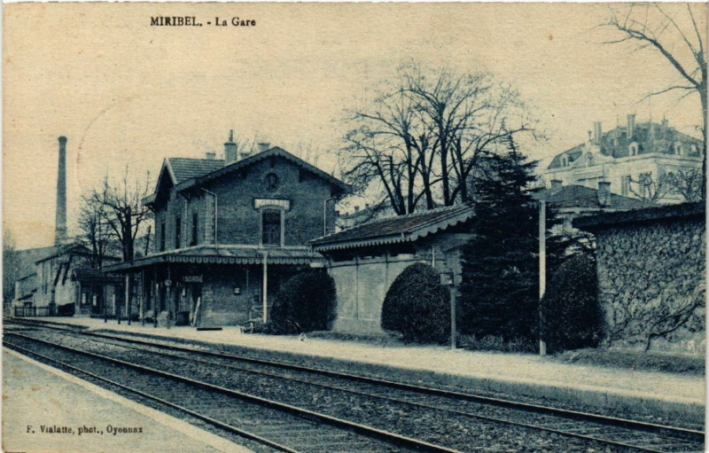 Carte postale ancienne Miribel La Gare à Miribel