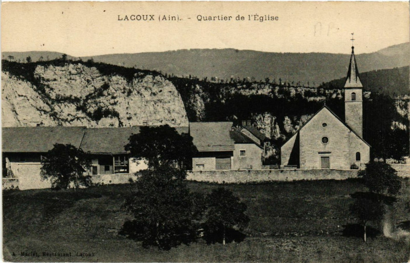 Carte postale ancienne Lacoux Quartier de l' Eglise