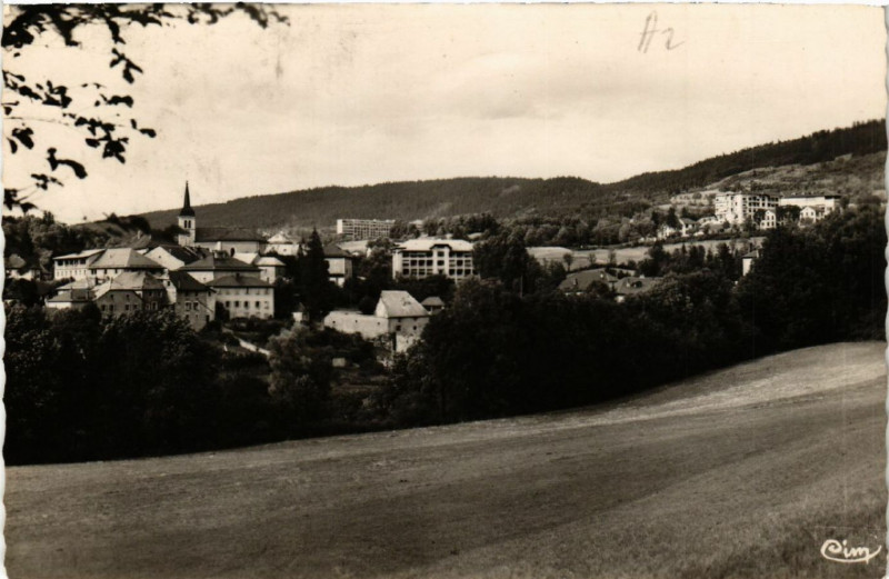 Carte postale ancienne Hauteville-Lompnes Vue générale