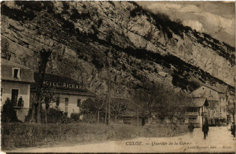 Carte postale ancienne Culoz Quartier de la Gare à Culoz