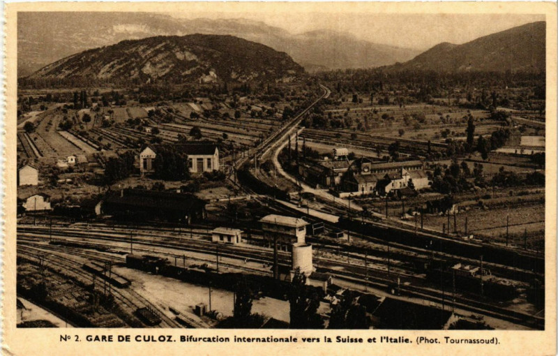 Carte postale ancienne Culoz Gare de Culoz Bifurcation internationale à Culoz