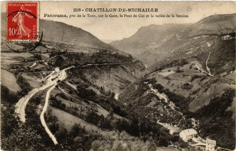 Carte postale ancienne Chatillon-de-Michaille Panorama pris de la Tour sur la Gare