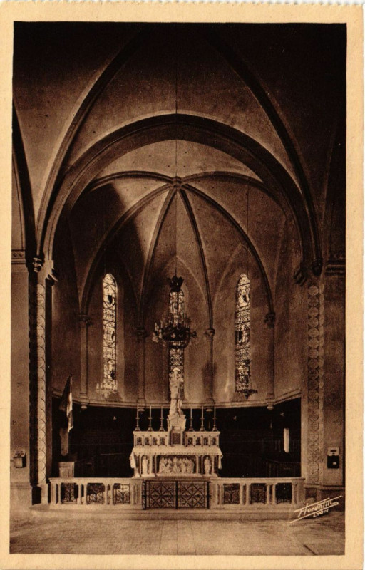 Carte postale ancienne Miribel Sanctuaire de Notre-Dame du Sacré-Coeur Le Mas-Rillier à Miribel