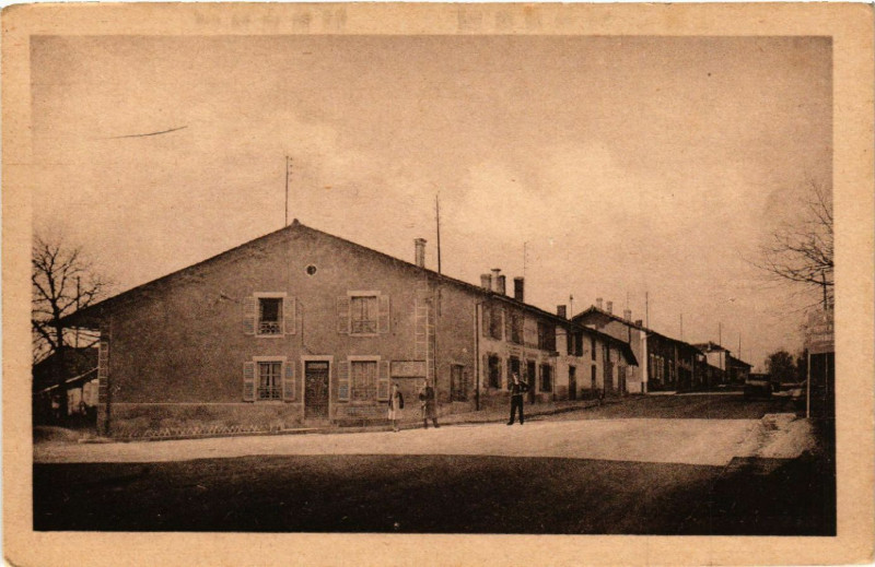 Carte postale ancienne Man Tenay Centre du pays à Tenay