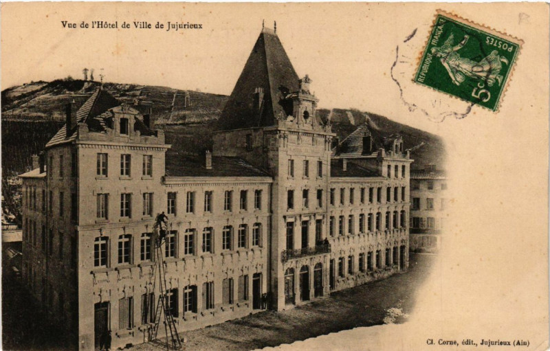 Carte postale ancienne Jujurieux Vue de l'Hotel de Ville de Jujurieux à Jujurieux