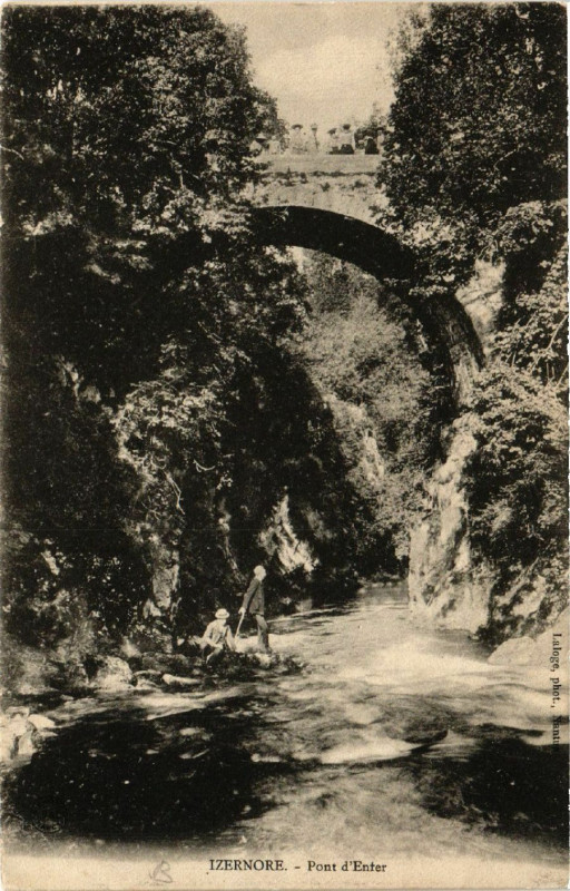 Carte postale ancienne Izernore Pont d'Enter à Izernore