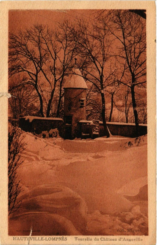 Carte postale ancienne Hauteville-Lompnes Tourelle du Chateau d'Angeville