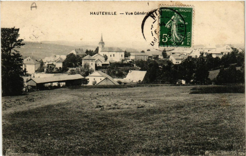 Carte postale ancienne Hauteville Vue générale