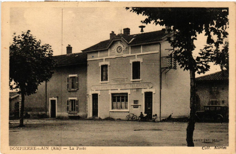 Carte postale ancienne Dompierre-sur-Ain La Poste